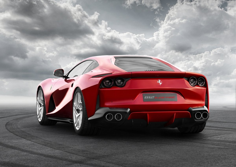 Illustration for article titled El nuevo Ferrari 812 Superfast tiene 790 caballos y es el más potente en la historia